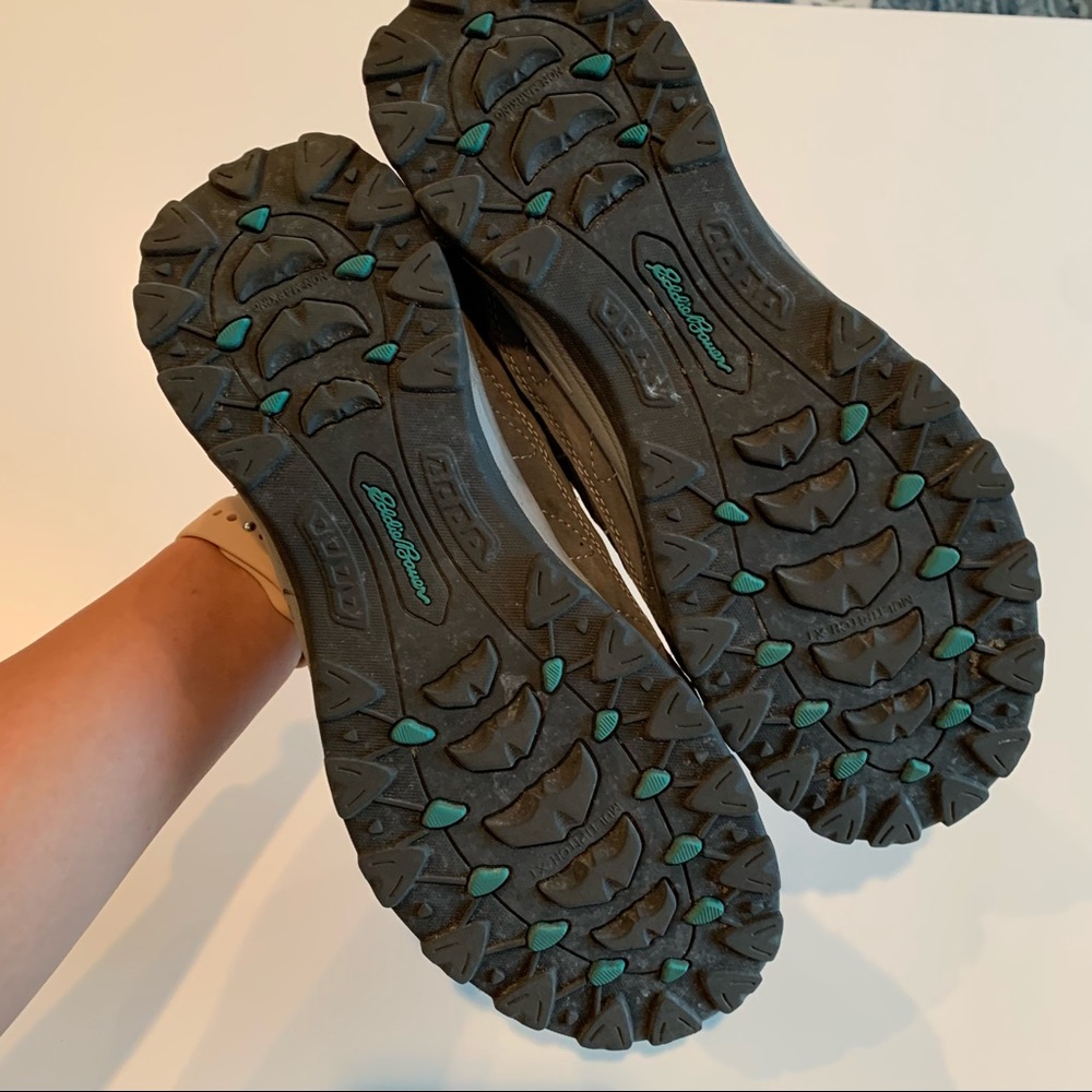 Women’s Eddie Bauer Hiking Shoes - Picture 7 of 7